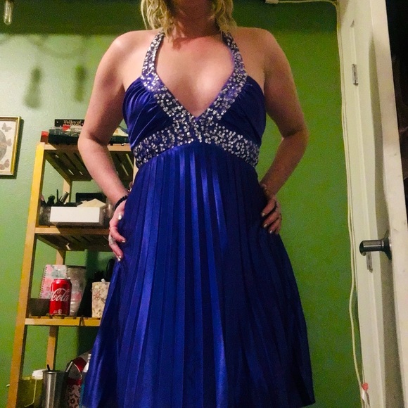 Morgan & Co. Dresses & Skirts - Purple dress